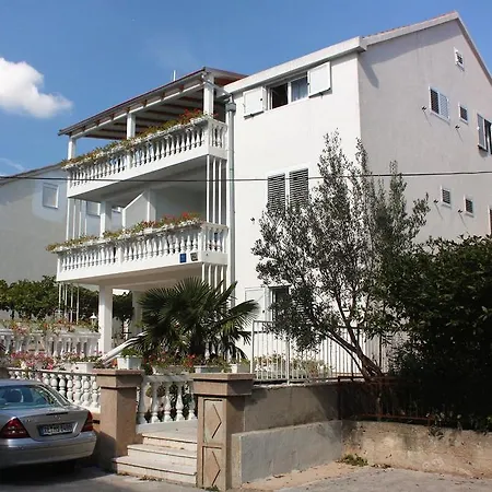 Studio 2995b Apartamento *